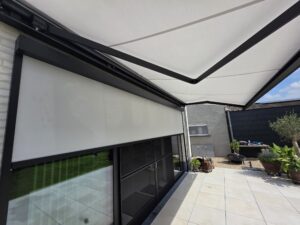 Zonnescherm met screen Begijnendijk